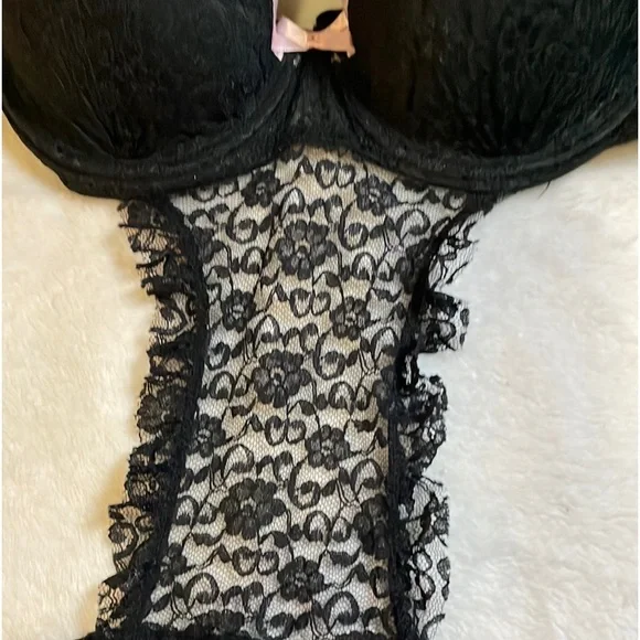 Victoria’s Secret Sexy Little Things Lingerie Apron Size 34C - Picture 3 of 4
